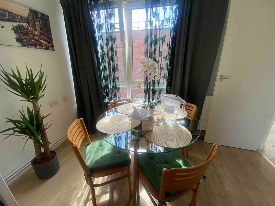 Apt 2/4People Archway/Holloway Londyn Zewnętrze zdjęcie