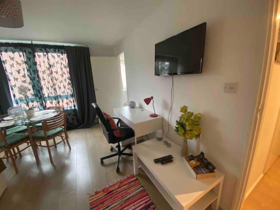 Apt 2/4People Archway/Holloway Londyn Zewnętrze zdjęcie